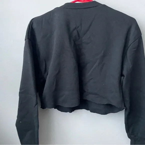 wild fable Cropped Black Crew Sweatshirt - Picture 3 of 3